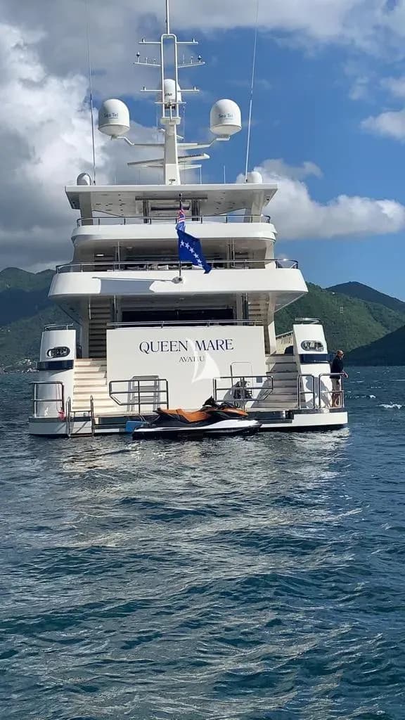 QUEEN MARE — photo 3