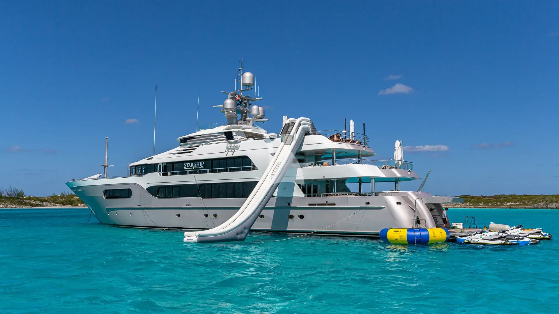 STARSHIP 185' — photo 1