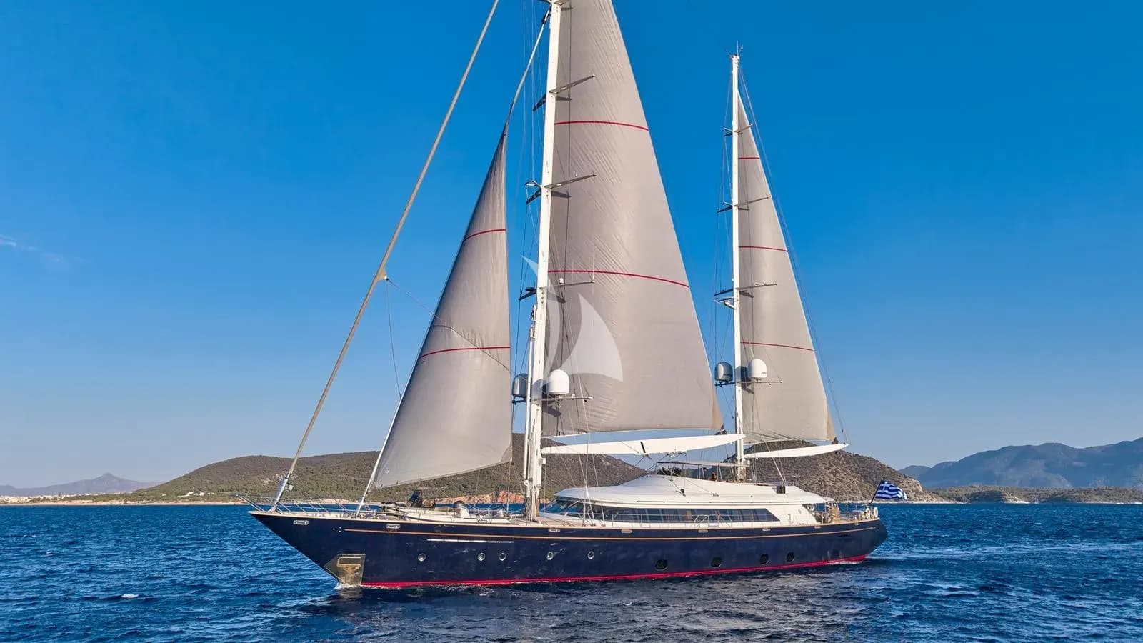 ALMYRA II — photo 1
