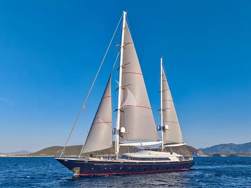 ALMYRA II — photo 2