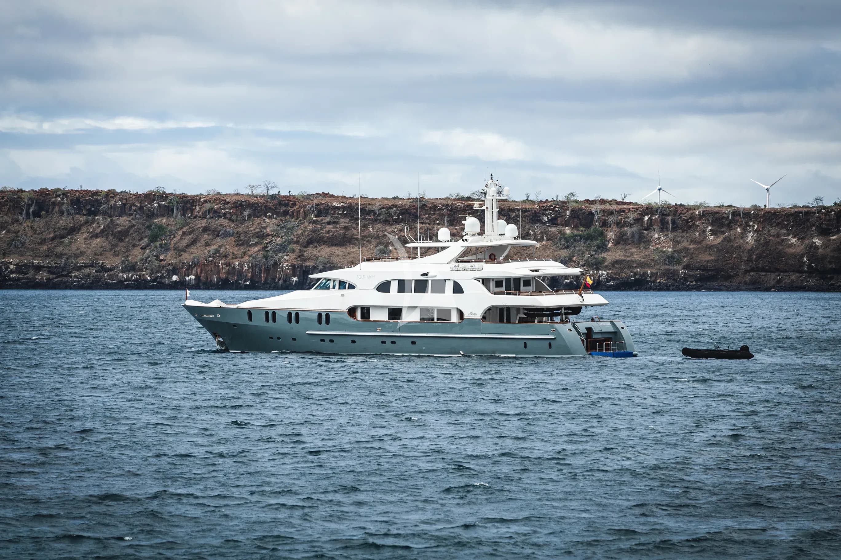 AQUA MARE — photo 1