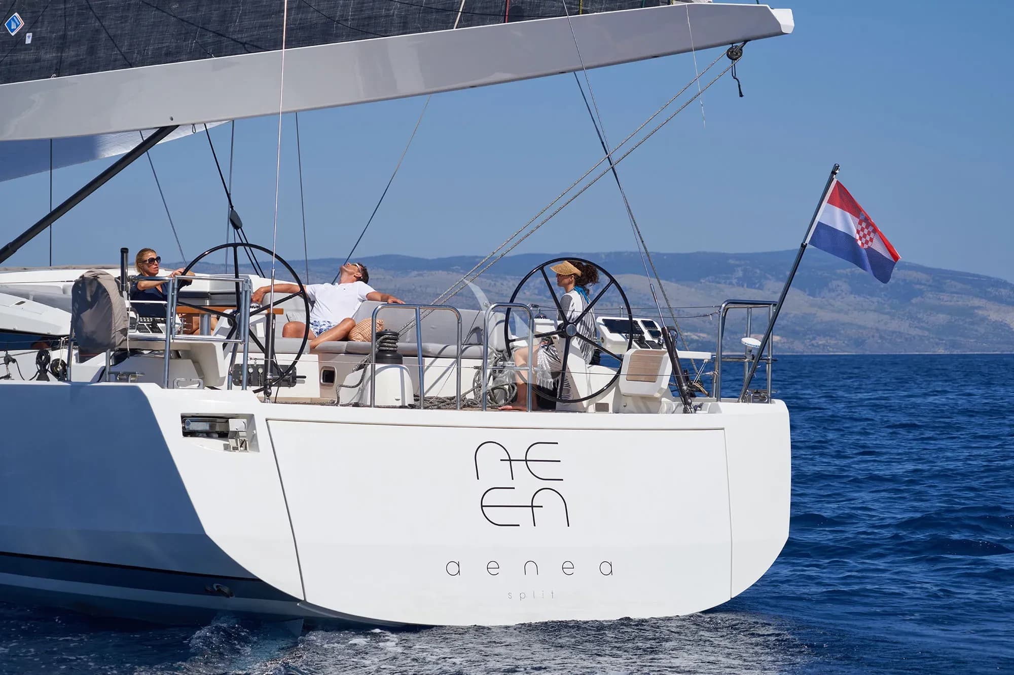 Aenea — photo 2