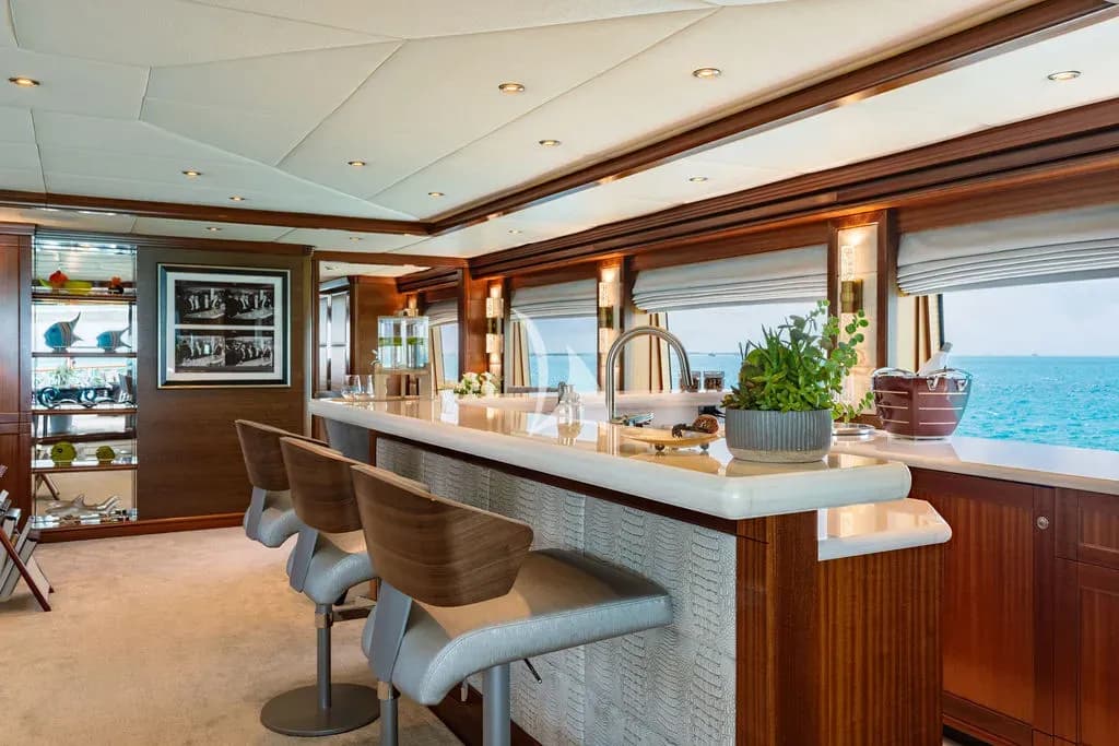 OCEAN CLUB — photo 2