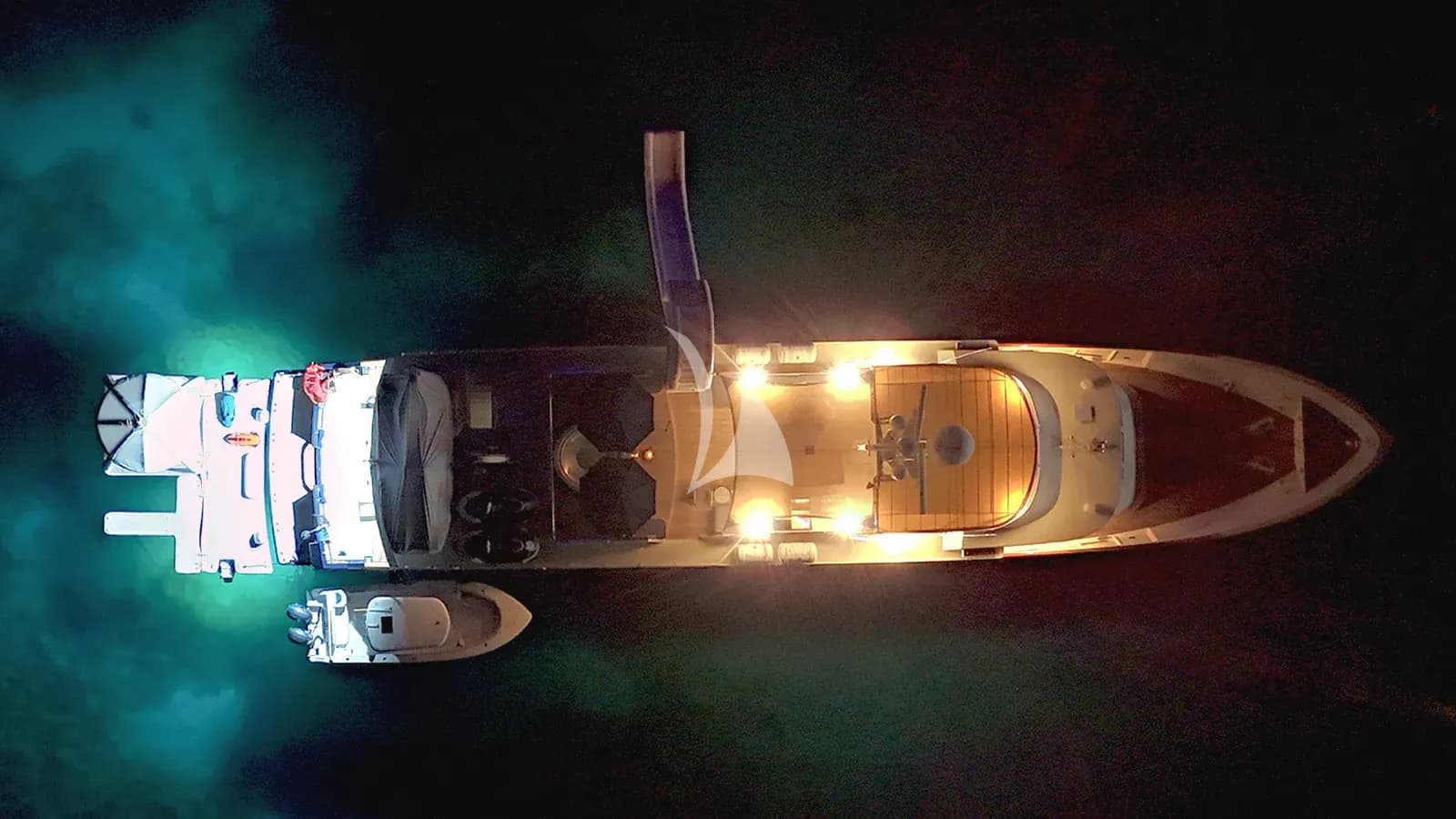 BLU — photo 4