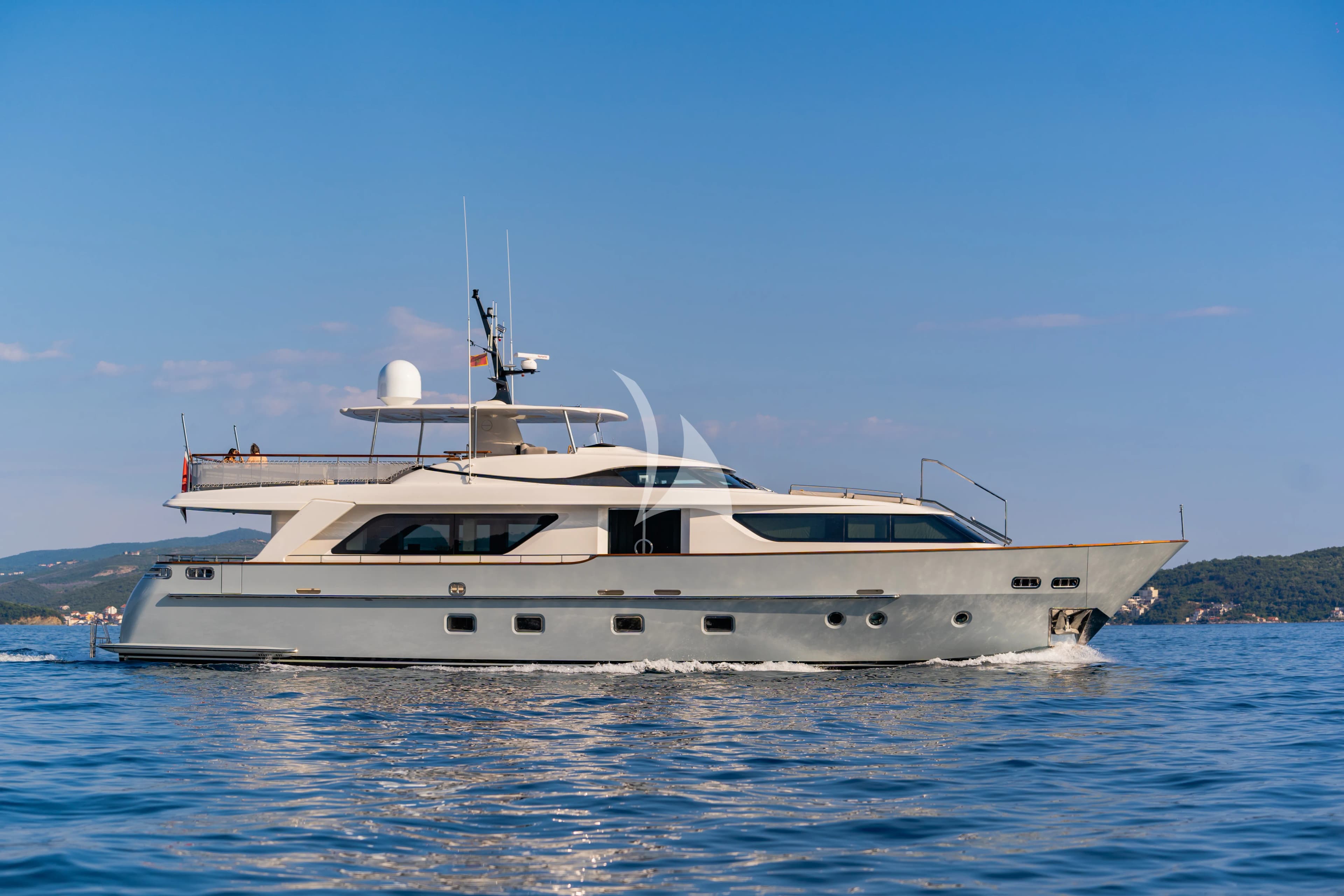 VALENTINA II — photo 1