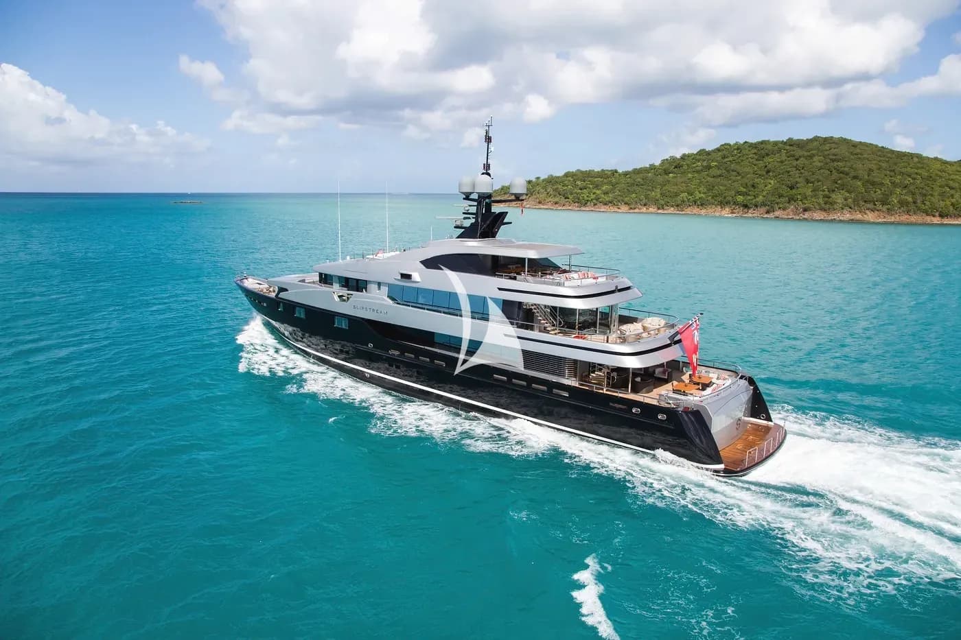 SLIPSTREAM (60m) — photo 1