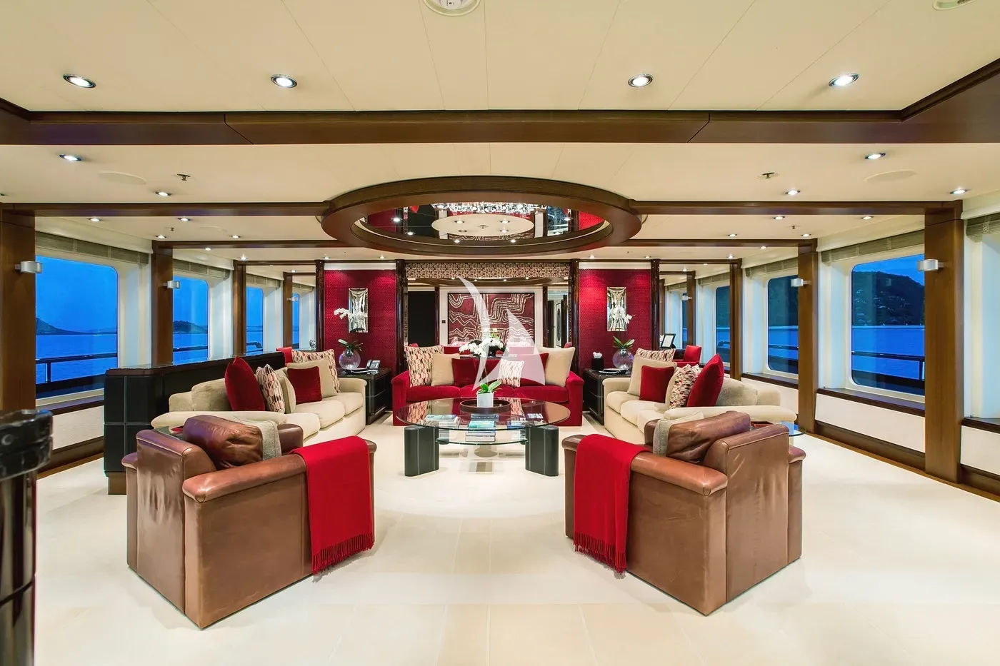 SLIPSTREAM (60m) — photo 2
