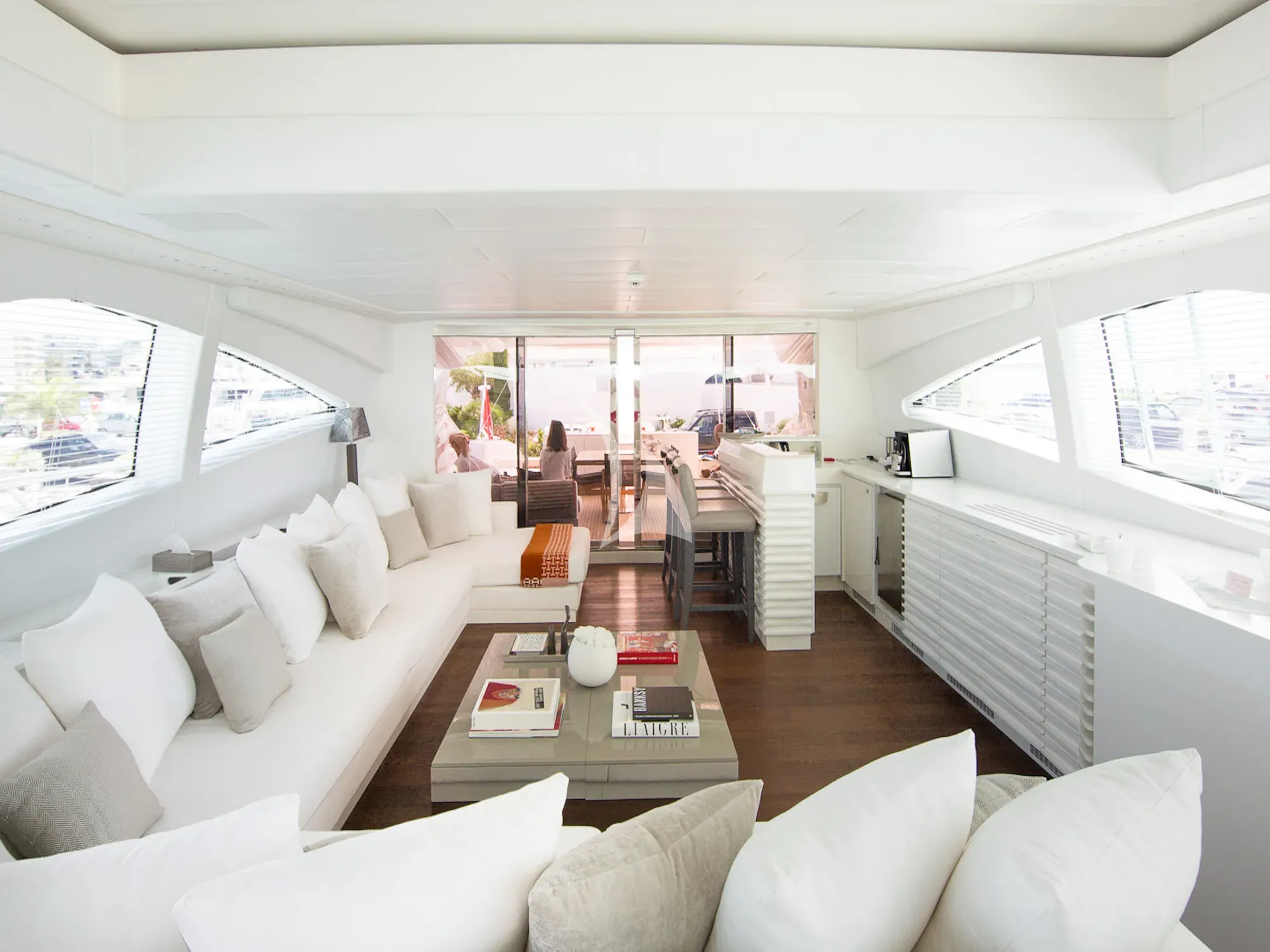 BEACHOUSE — photo 4